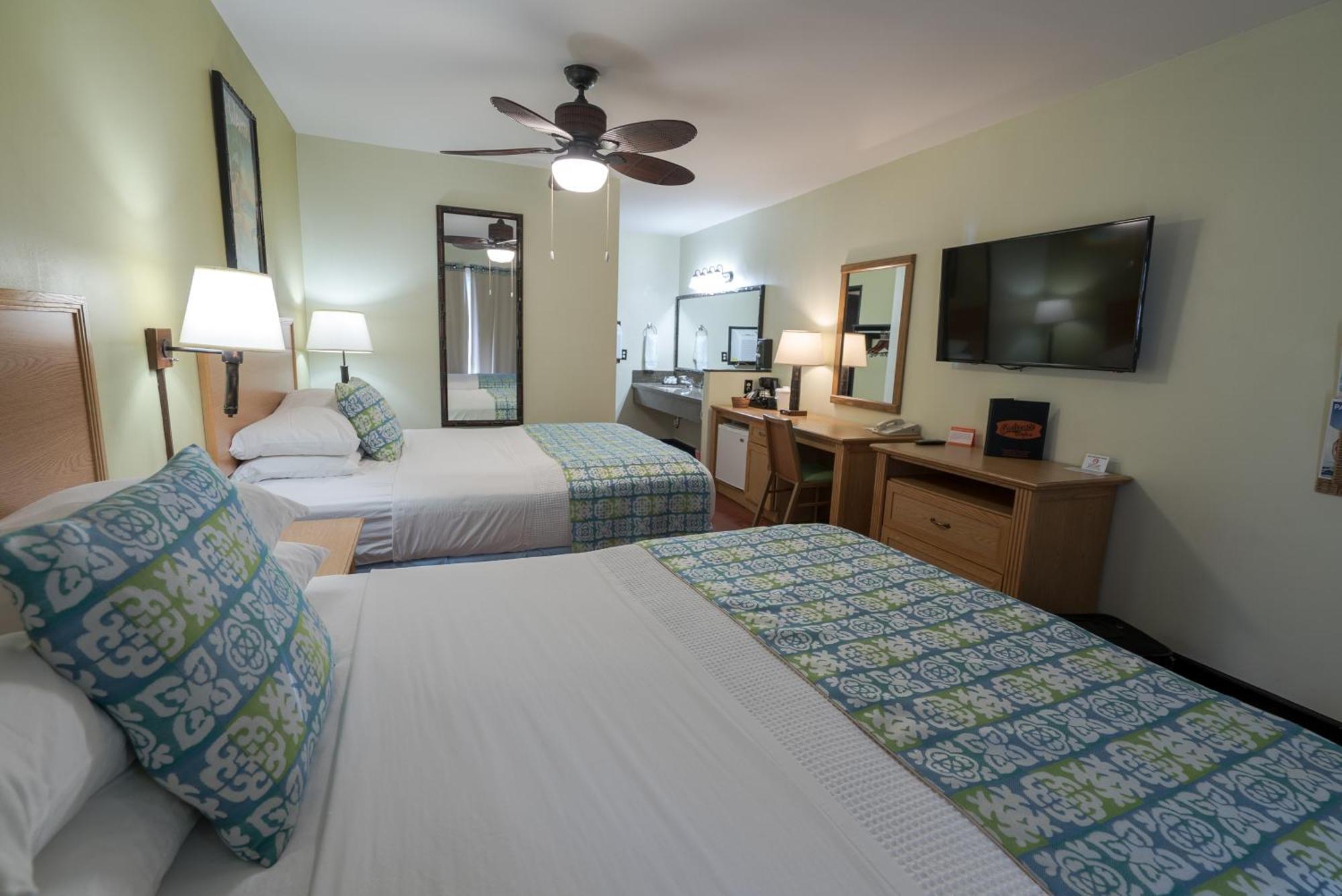 Deluxe Queen Room with Two Queen Beds