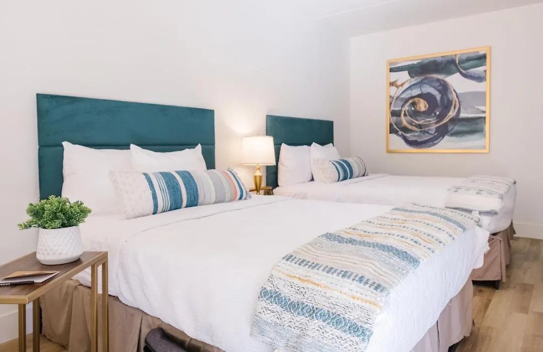 L3 Oasis Hotel-1