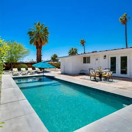 Chic Mt View Home- 4Min To Downtown- Fully Loaded-3