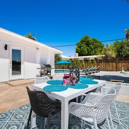 Chic Mt View Home- 4Min To Downtown- Fully Loaded-2